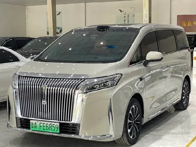Wey 80 Hybrid 2025, 6 000 км