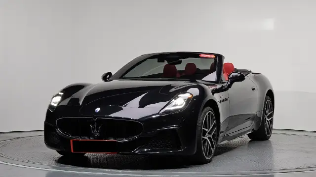 Maserati GranCabrio 2024, 18 312 км