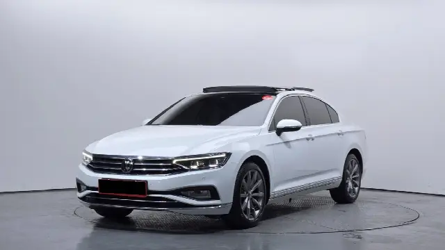 Volkswagen Passat 2018, 75 027 км