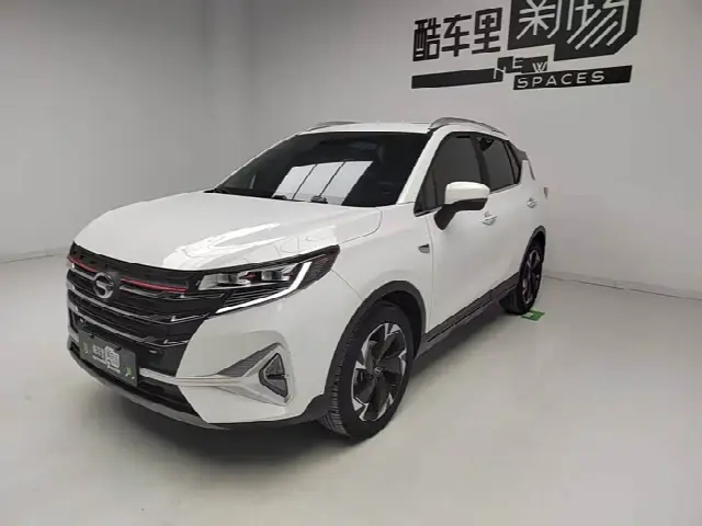 GAC Trumpchi GS3 2022, 52 800 км