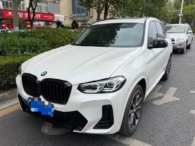 BMW X3 2023, 6 000 км