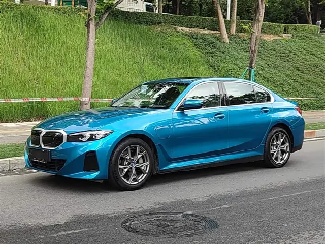 BMW i3 2022, 98 900 км