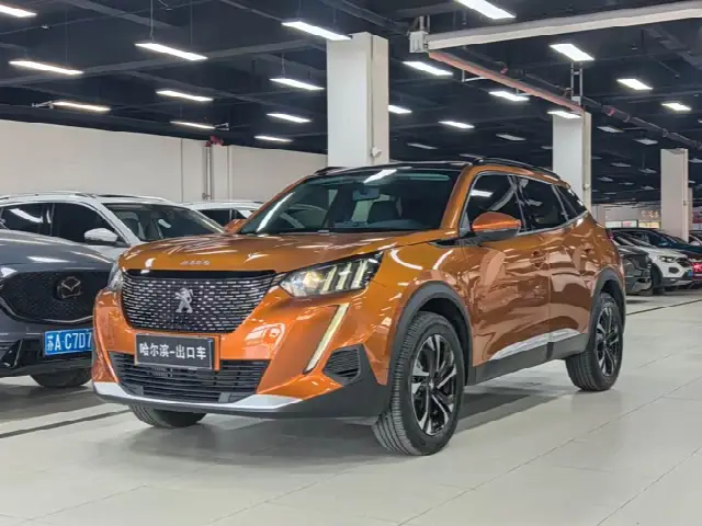 Peugeot 2008 2022, 4 900 км