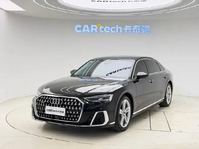 Audi A8 2023, 76 000 км