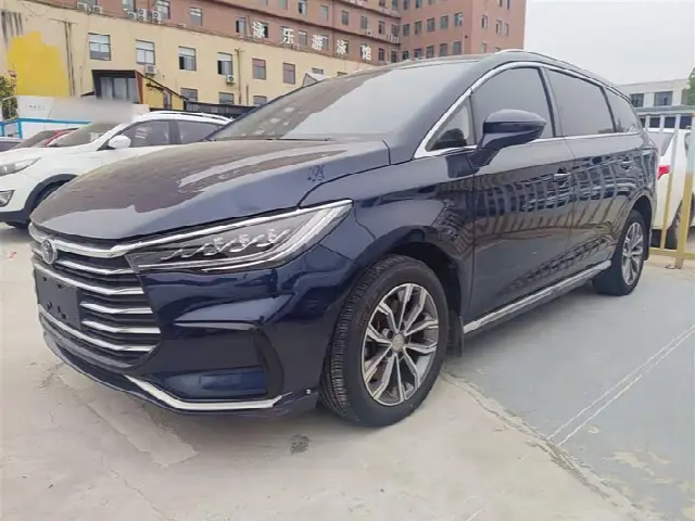 BYD Song Max 2021, 92 500 км