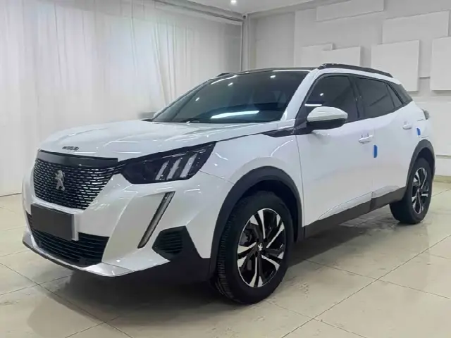 Peugeot 2008 2022, 25 000 км
