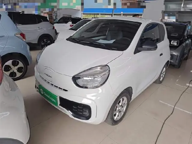 Roewe Clever 2022, 39 700 км