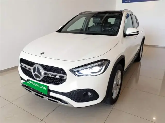 Mercedes-Benz GLA-Class 2023, 21 400 км