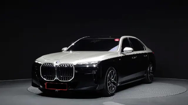 BMW 7 Series 2022, 5 871 км