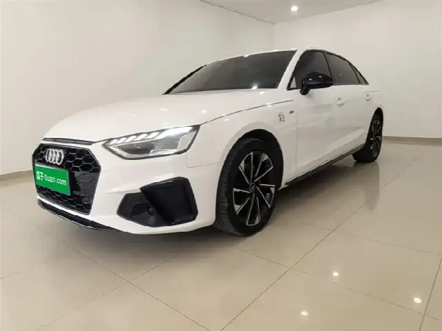 Audi A4L 2023, 59 000 км