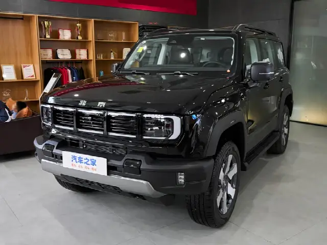 BAIC Beijing BJ40 Hybrid 2026, новый