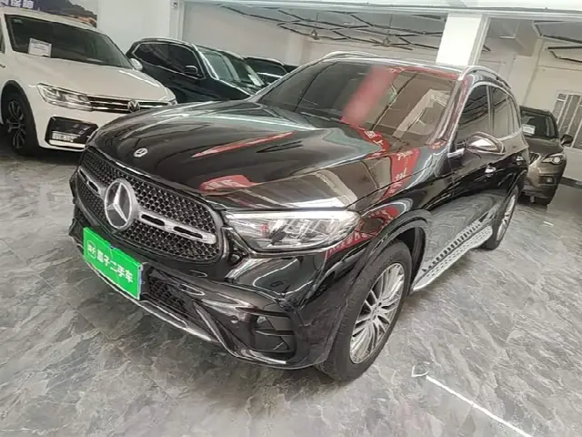 Mercedes-Benz GLC-Class 2023, 16 800 км
