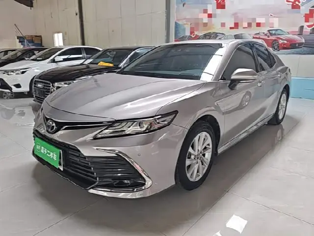 Toyota Camry 2021, 48 300 км