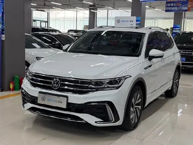 Volkswagen Tiguan L Hybrid 2022, 90 000 км
