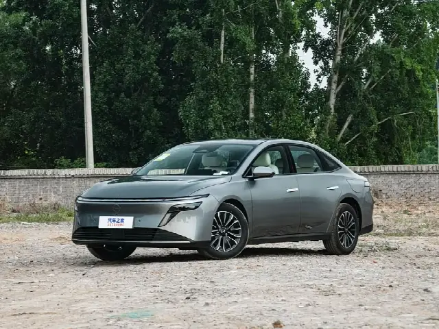 Nissan N6 2026, новый
