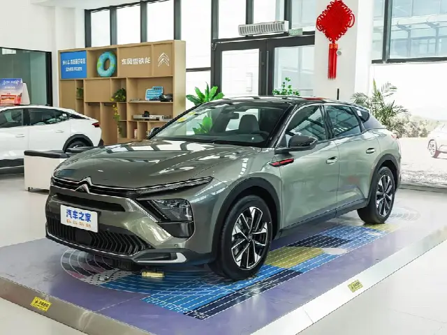 Citroen C5 X 2026, новый