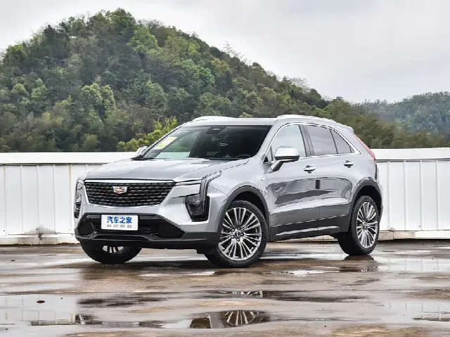 Cadillac XT4 2026, новый