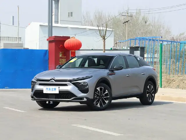 Citroen C5 X 2026, новый