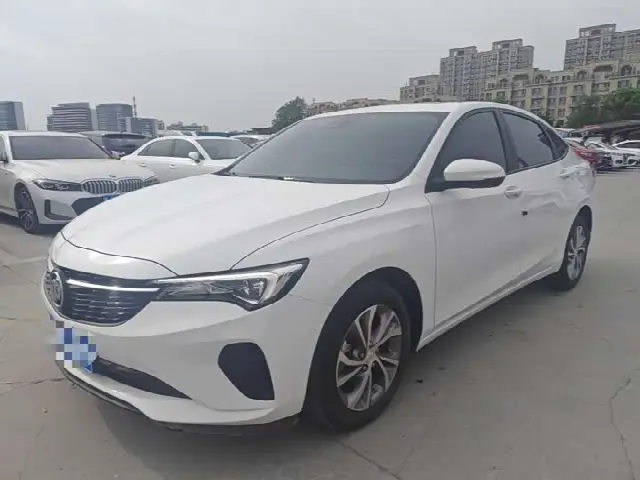 Buick Verano 2023, 30 000 км