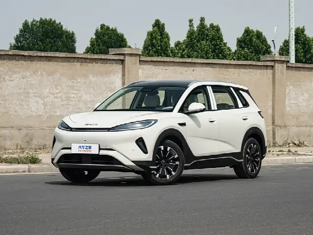 BYD Sea Lion 05 EV 2026, новый