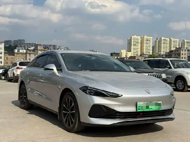Roewe D7 2025, 60 000 км