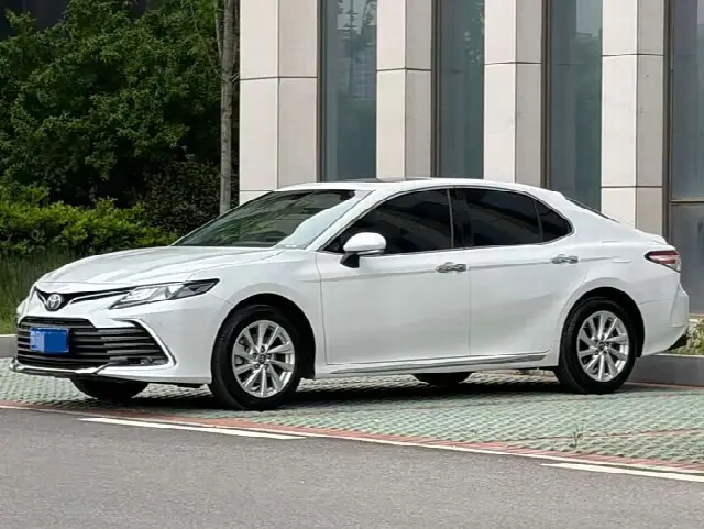 Toyota Camry 2023, 23 000 км
