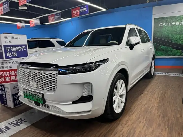 LiXiang One 2021, 51 700 км