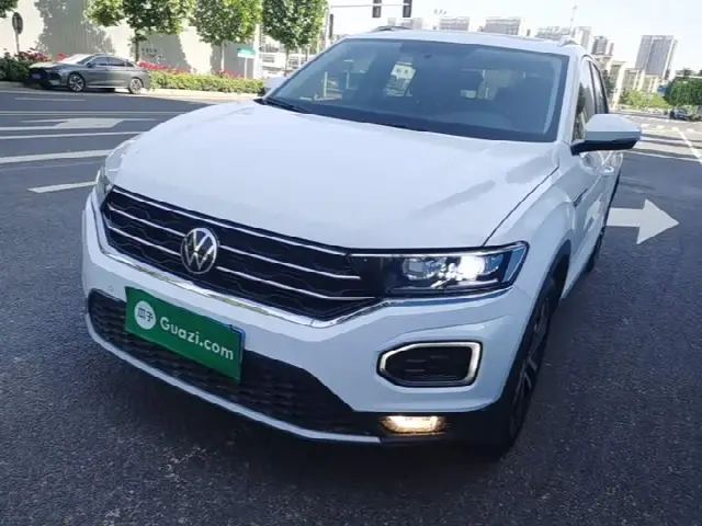 Volkswagen T-Roc 2022, 52 700 км