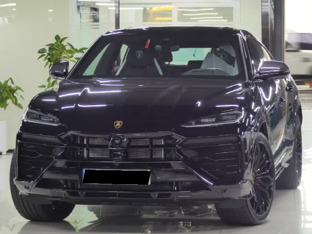 Lamborghini Urus 2018, новый