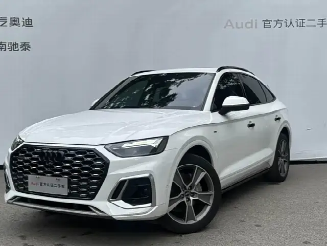 Audi Q5L Sportback 2021, 51 000 км