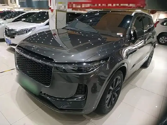 LiXiang One 2021, 93 300 км