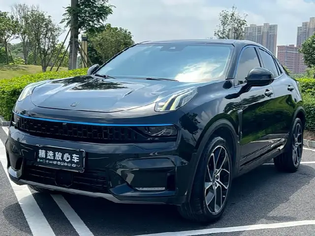 Lynk & Co 05 2022, 64 000 км