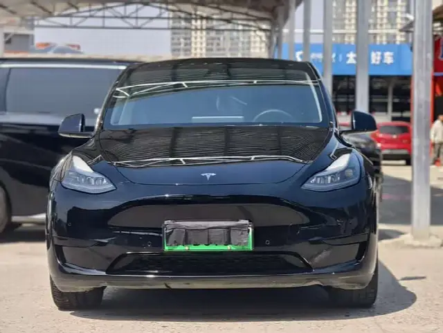 Tesla Model Y 2022, 85 000 км