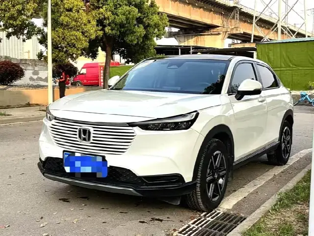 Honda Vezel 2023, 20 000 км