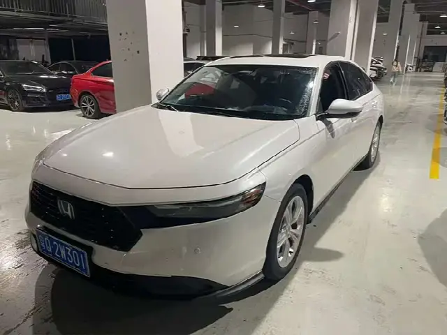 Honda Accord 2023, 30 000 км
