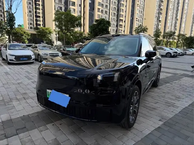 Lynk & Co 900 2025, 14 000 км