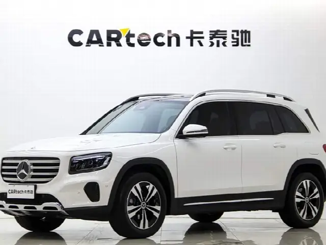 Mercedes-Benz GLB-Class 2024, 9 900 км