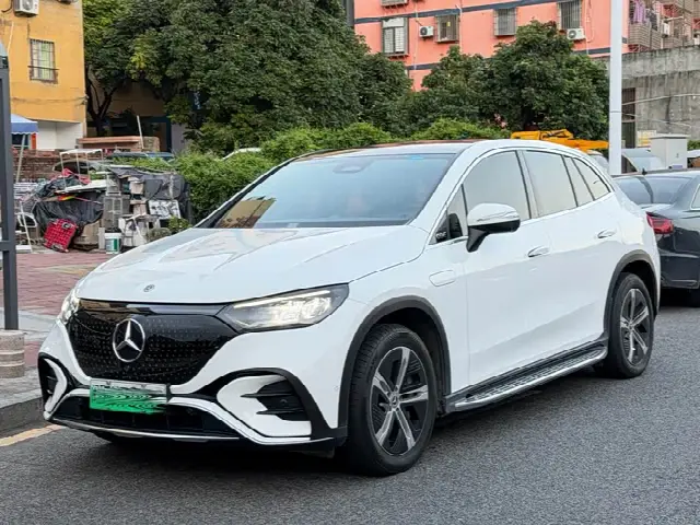 Mercedes-Benz EQE SUV 2024, 40 000 км
