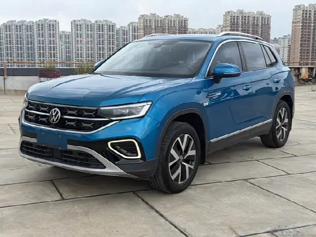 Volkswagen Tayron GTE Hybrid 2023, 29 000 км