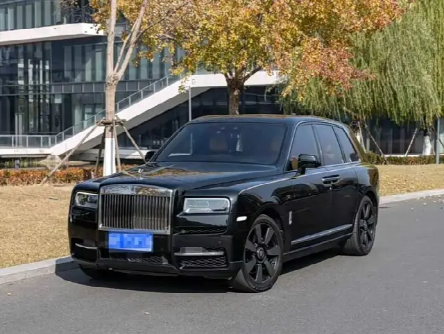Rolls-Royce Cullinan 2018, 40 000 км