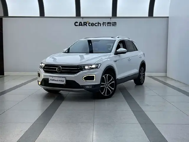 Volkswagen T-Roc 2021, 24 000 км