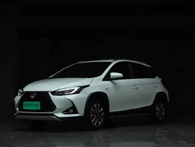 Toyota Yaris L Hatchback 2022, 26 000 км