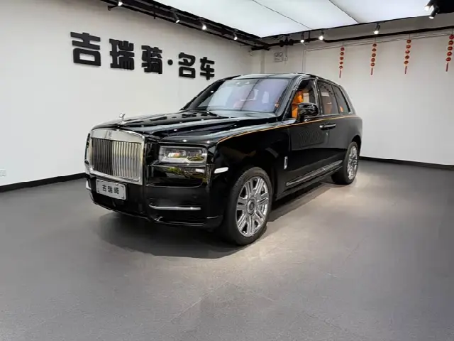 Rolls-Royce Cullinan 2024, 3 000 км