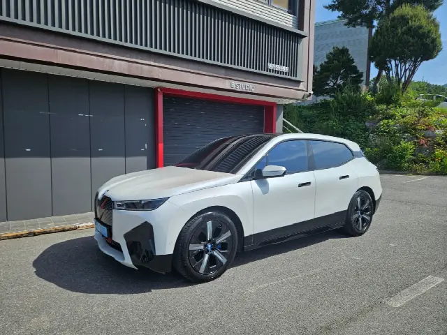 BMW iX 2021, 53 226 км