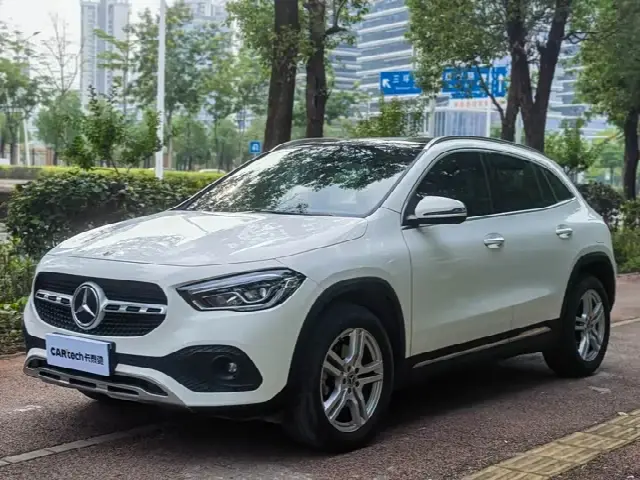 Mercedes-Benz GLA-Class 2023, 64 000 км