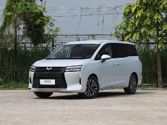 Wuling Starlight 730 Hybrid/EV 2026, новый
