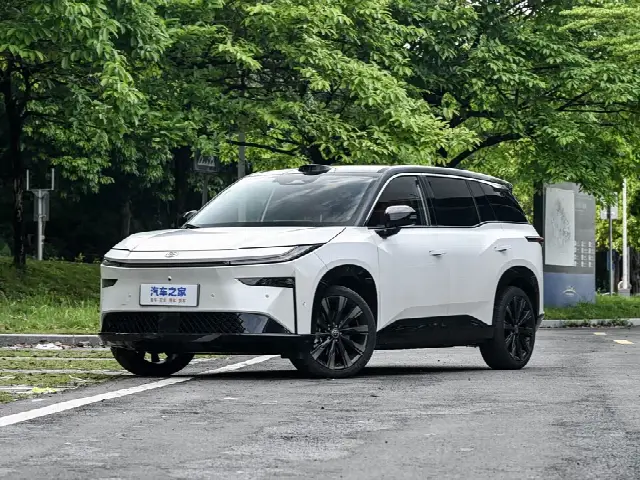Toyota bZ3X 2026, новый