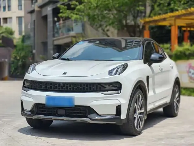 Lynk & Co 05 2022, 67 000 км