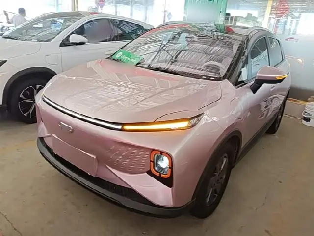 Geely Geometry E Firefly 2022, 72 800 км