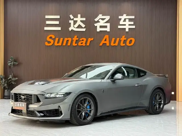 Ford Mustang 2024, 15 000 км